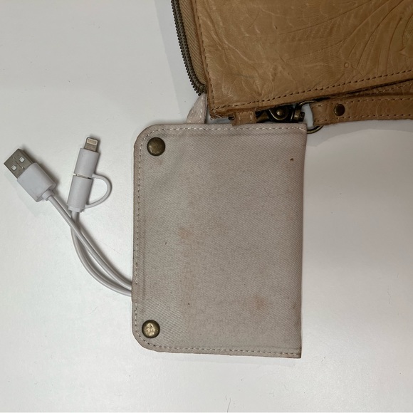 Charger Clutch - Picture 5 of 5